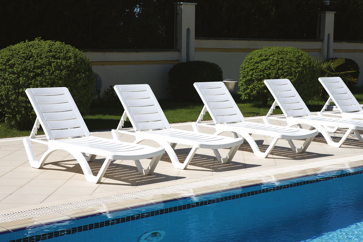 Aqua Sunlounger (MOQ 6) - Image 3