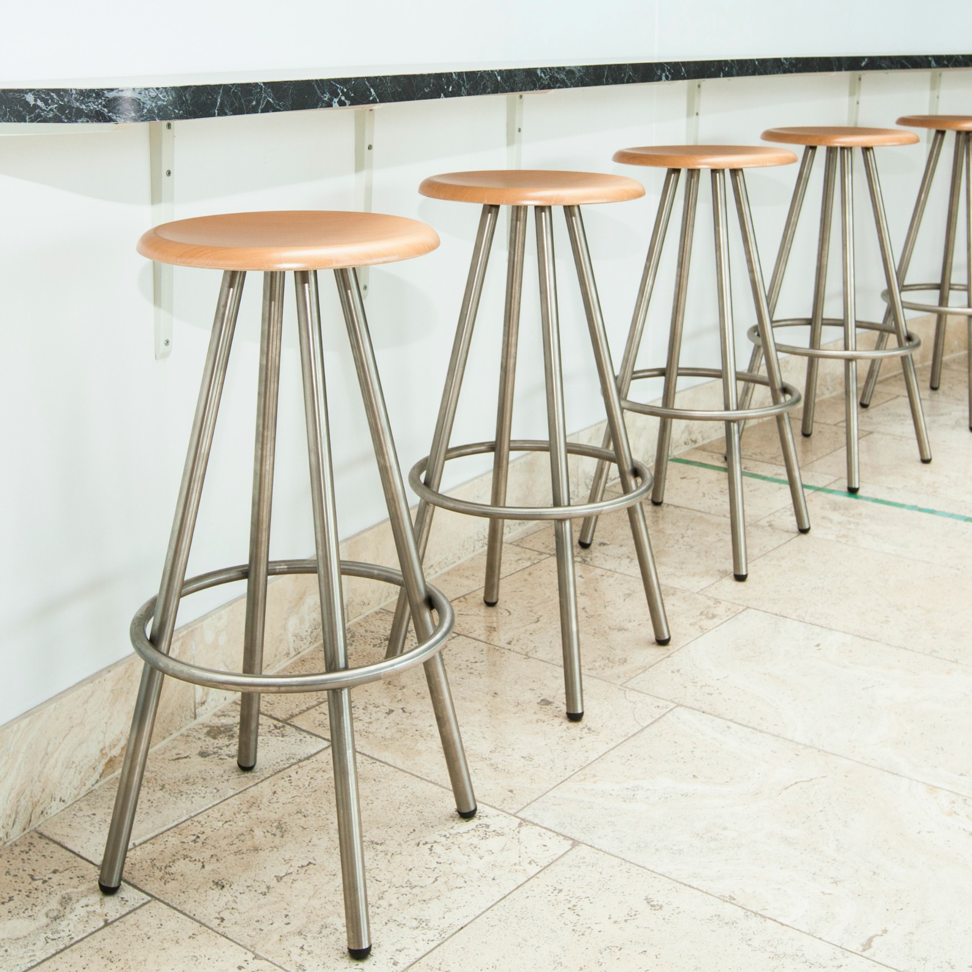 Cruza Stool - Image 4