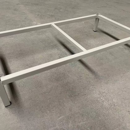Locker Stand